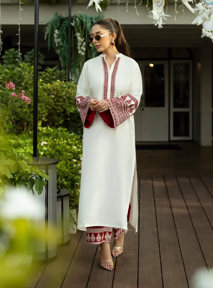Scarlet Serenade - Zainab Chottani (AC-15) - Image 1