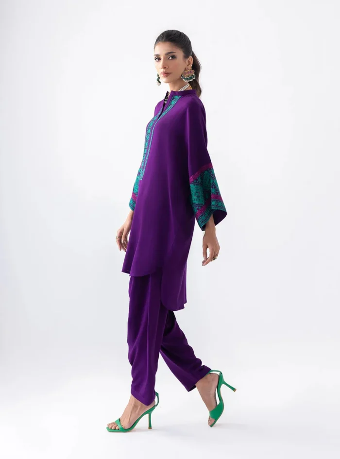 Blushing Plum - Zainab chottani (AC-10) - Image 3