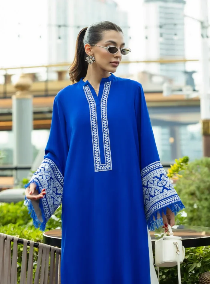 Serene Dream - Zainab Chottani (AC-16) - Image 8