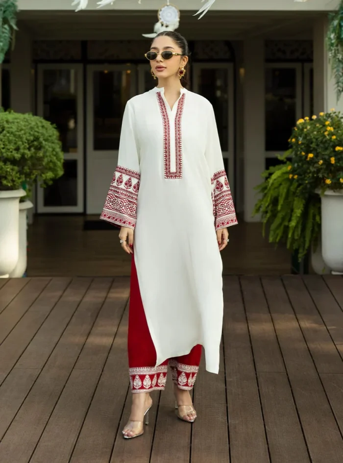 Scarlet Serenade - Zainab Chottani (AC-15) - Image 9
